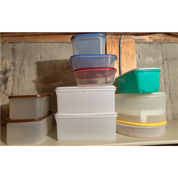 Vintage Tupperware and Rubbermaid