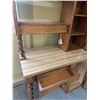 Image 3 : Desk with hutch bookcase