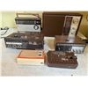 Image 1 : Vintage Radios and Alarm Clocks