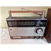 Image 2 : Vintage Radios and Alarm Clocks