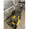 Image 2 : Cub Cadet Self Propelled Lawn Mower