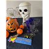 Image 2 : Halloween Decorations