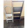 Image 2 : Step Ladders