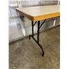 Image 2 : Table