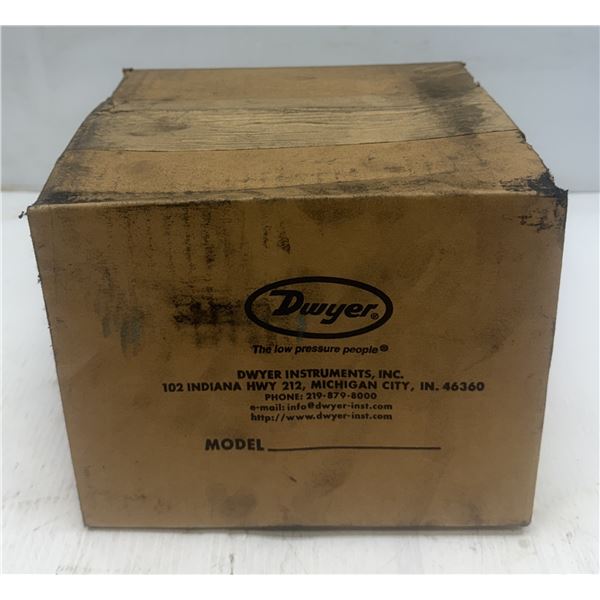 Dwyer Instruments #1638-1