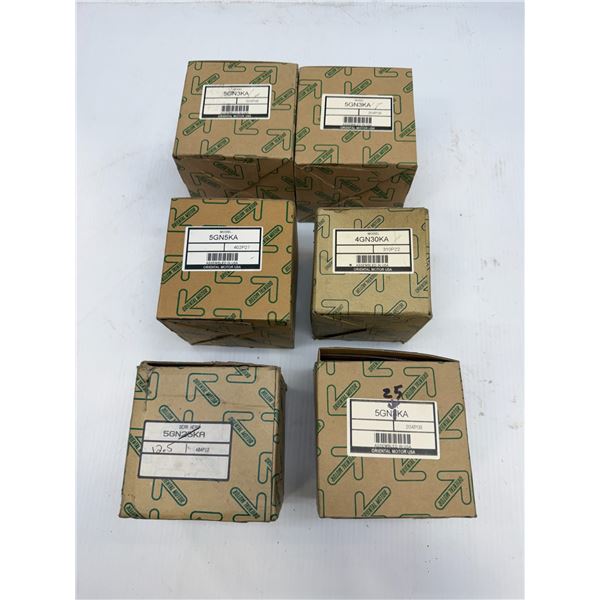 Lot of Oriental Motor Gear Heads