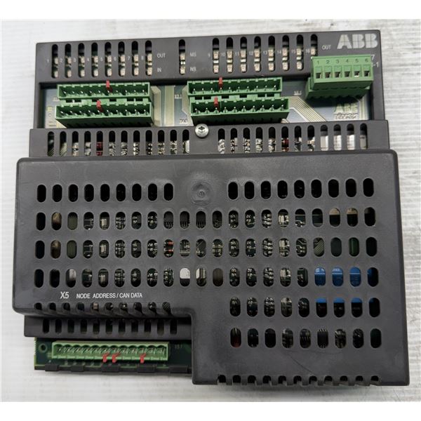 ABB #3HAB7230-1 / DSQC 327 Digital Combination I/O Module