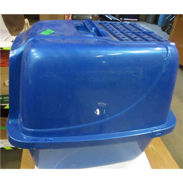 ESTATE:  KITTY LITTER BOX C/W DOOR