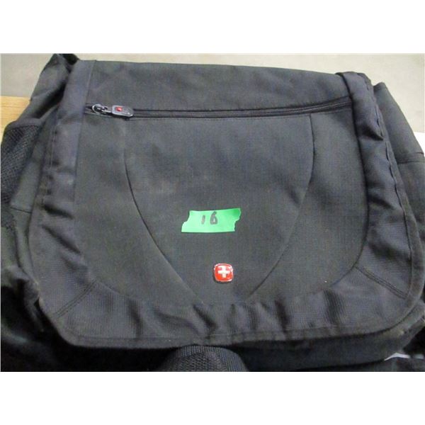 ESTATE:  BOX C/W COMPUTER & TOTE BAGS