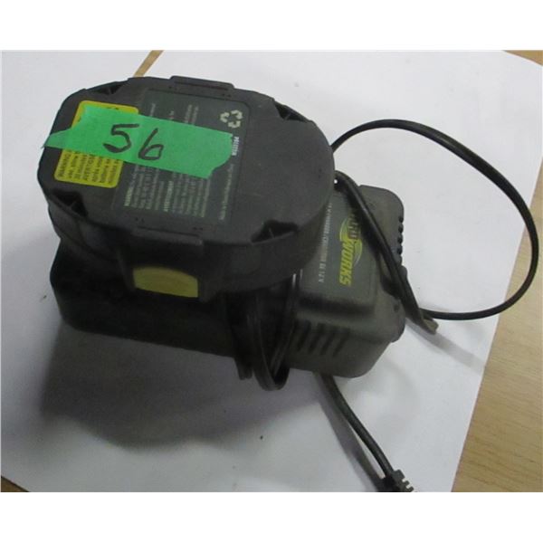 ESTATE:  YARDWORKS 18 VOLT BATTERY & CHARGER