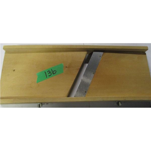 ESTATE:  CABBAGE CUTTER (NO HOLDER)