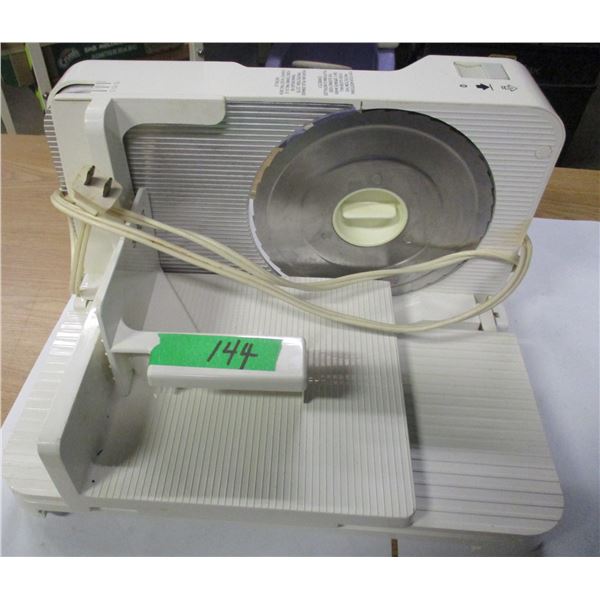ESTATE:  SALTON MEAT SLICER