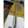 Image 2 : ESTATE:  ROUND POINTED SHOVEL
