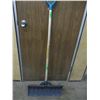Image 2 : ESTATE:  YARDWORKS SNOW SCRAPER