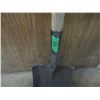 Image 3 : ESTATE:  SQUARE SHOVEL