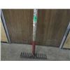 Image 3 : ESTATE:  LAWN RAKE