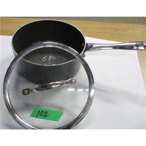 ESTATE:  LAGOSTINA 9" POT & LID