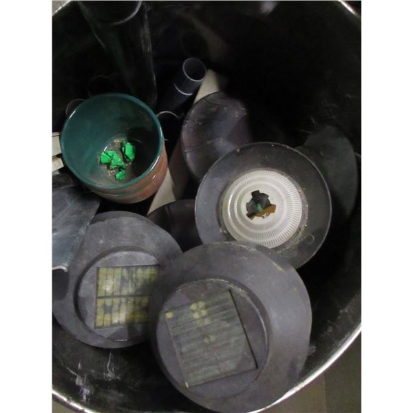 ESTATE:  METAL BARREL C/W SOLAR LITES