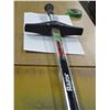 Image 5 : ESTATE:  RAZOR POGO STICK