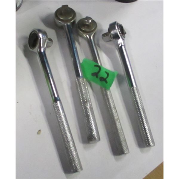 ESTATE:  SLURPEE CUP, 4 - 3/8" RATCHETS