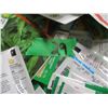 Image 5 : ESTATE:  BOX C/W GARDEN SEEDS