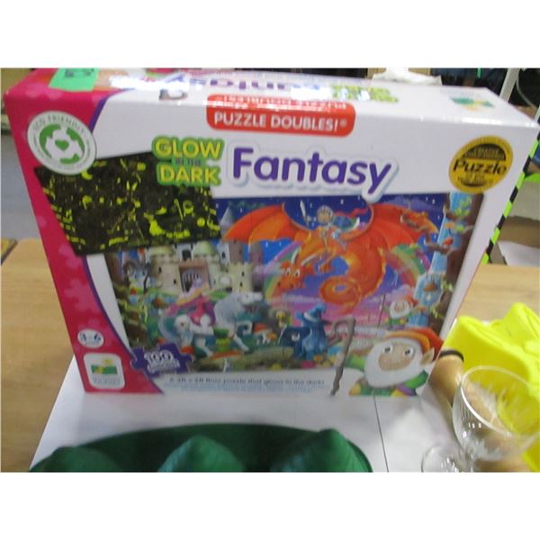 ESTATE:  BOX C/W GAMES & ACCESSORIES