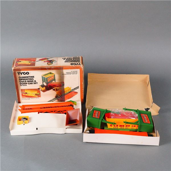 TYCO HO Scale Clementine Operating Gold Mine and Dump Car Set 31-0014