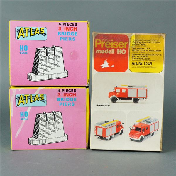 3 HO Scale Model Kits incl Preiser Mercedes Fire Truck