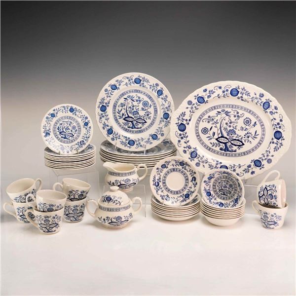 45pc Enoch Wedgwood Tunstall Lunch Set for 8, Blue Heritage