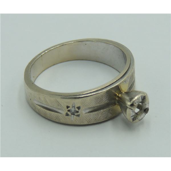 #6 14K Gold Bridal Knot Ring 3 Grams w/ stones