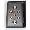 Image 3 : #34 1982 Canada Double Dollar Set Silver Regina