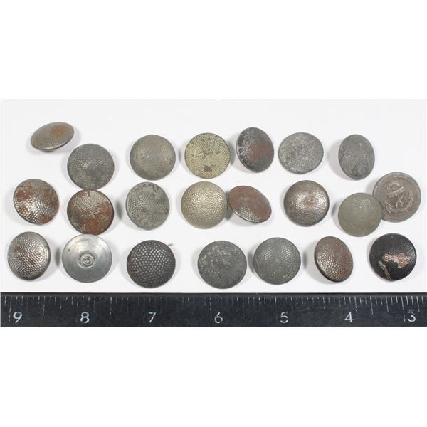#250 21 WW1 Imperial German Army Buttons