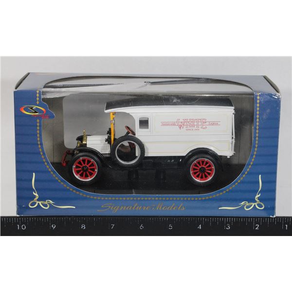 #326 Signature Models 1920 White Van in worn box