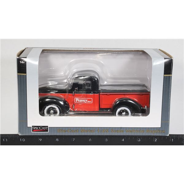 #328 Speccast Diecast 1:25 Peavey Mart Truck Boxed