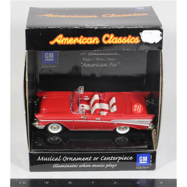 #388 American Classics Christmas Musical Ornament