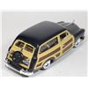 Image 2 : #393 1:24 Scale 1949 Ford Woody Wagon
