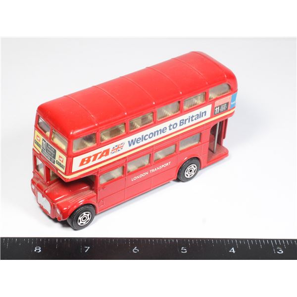 #414 Corgi London Transport Routemaster Bus