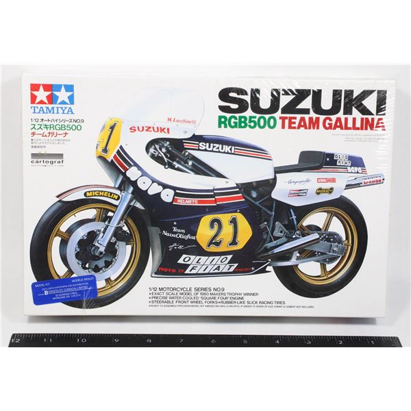 #429 Tamiya 1:12 Model Kit Suzuki RGB500 Gallina