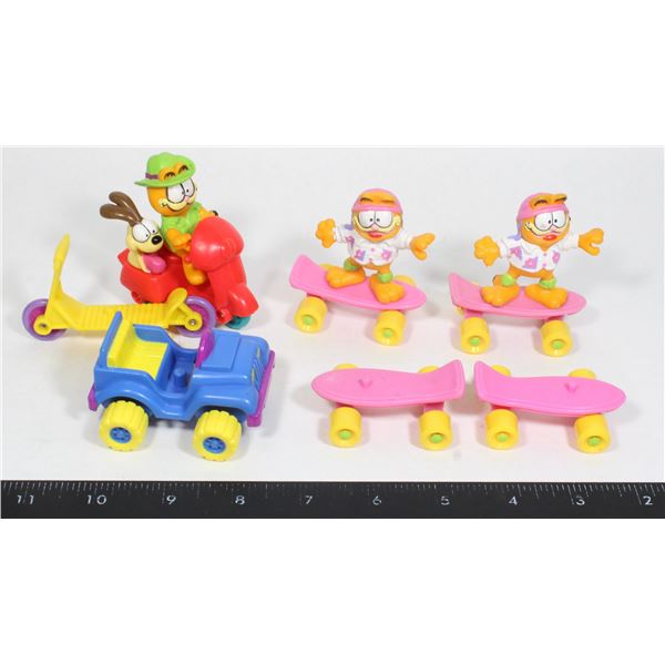 #538 1988 Mcdonalds Garfield Toy Lot
