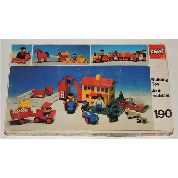 #574 Lego 190 Building Set with People - Farm