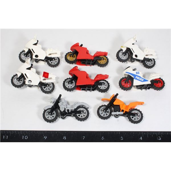 #589 Lot of 8 Lego Mini Figure Motorcycles