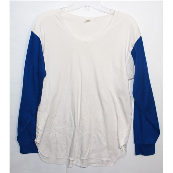 #835 Vintage Long Sleeve T-Shirt Wilson USA Made