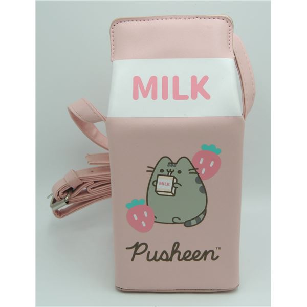 #877 Pusheen the Cat Difuzed Strawberry Milk Purse