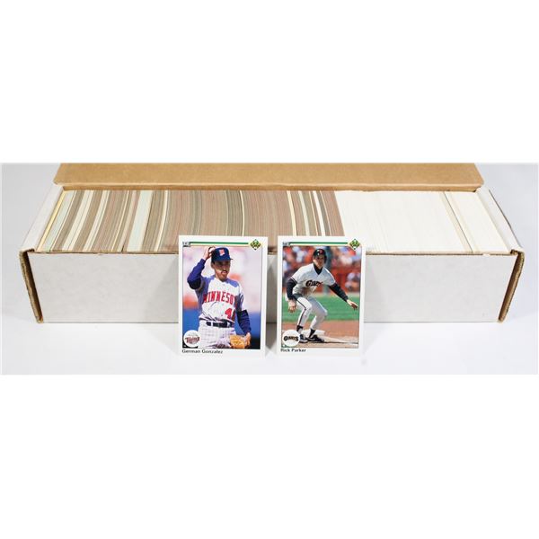 #905 Long Box of Vintage MLB Baseball Cards