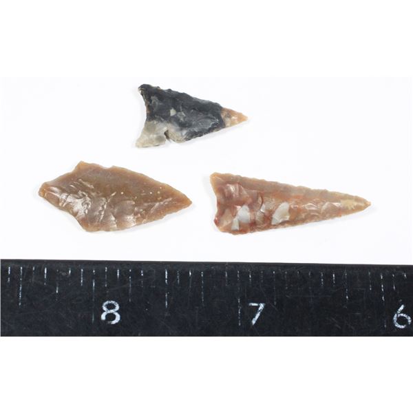 #1069 Lot Ancient Arrowheads /Spear Tips Small