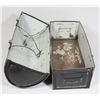 Image 2 : #1087 Vintage Metal Lunch Box GSW Made in Canada