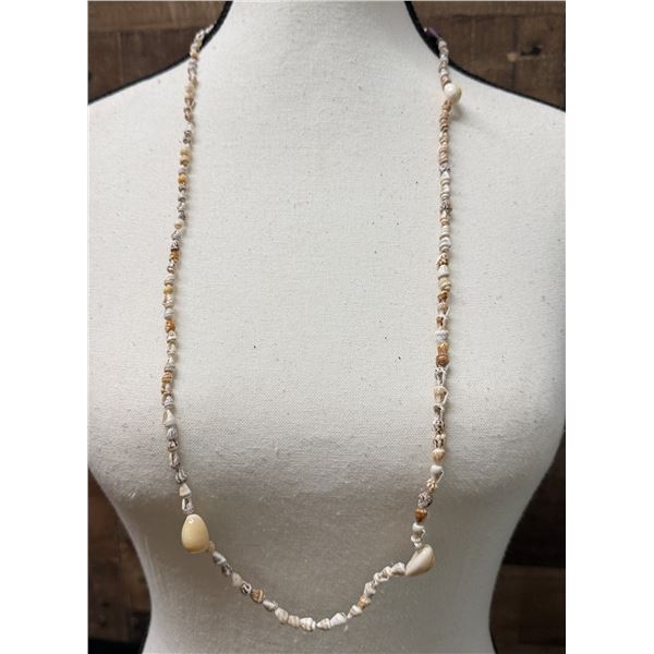 Hilo Hattie Black Label Shell Lei 34"L