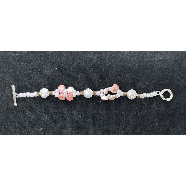 Child's Shell Bracelet w/ Pearl Beads (Rare) 6"L