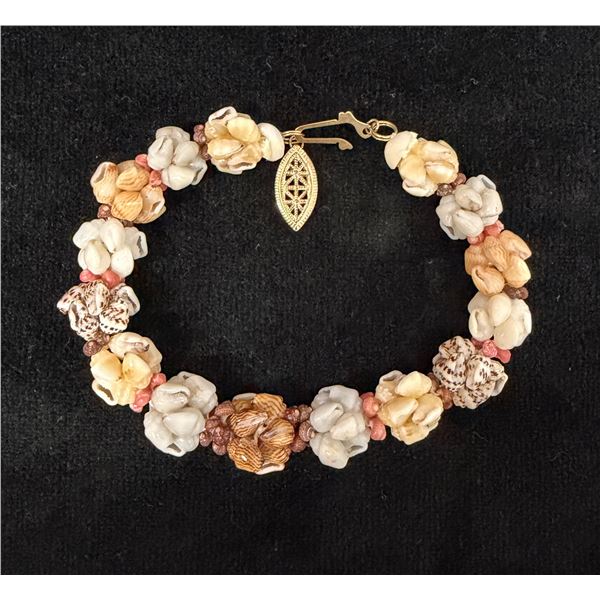 Niihau Shell Cornflower Bracelet w/ COA 8.5"L