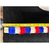 Image 10 : Vintage Hand-Sewn Hawaiian Red, White & Blue Feather Hat Band Lei on Flannel 25"L